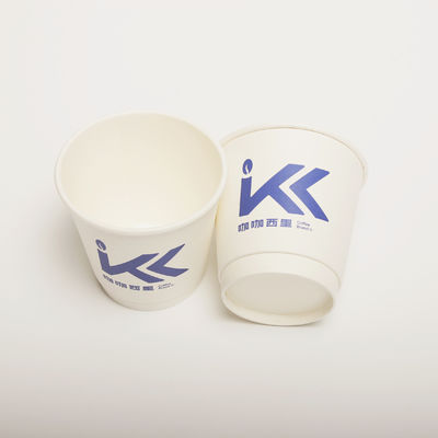 Persoonlijk afgedrukt drinkpapierbeker met PP-deksel 8 oz 250 ml wegwerphol